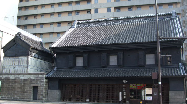 旧篠原家アートディ